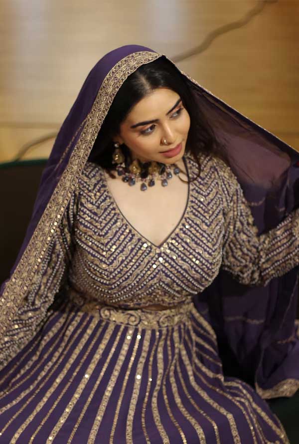 Which is the best lehenga shops in Bangalore?