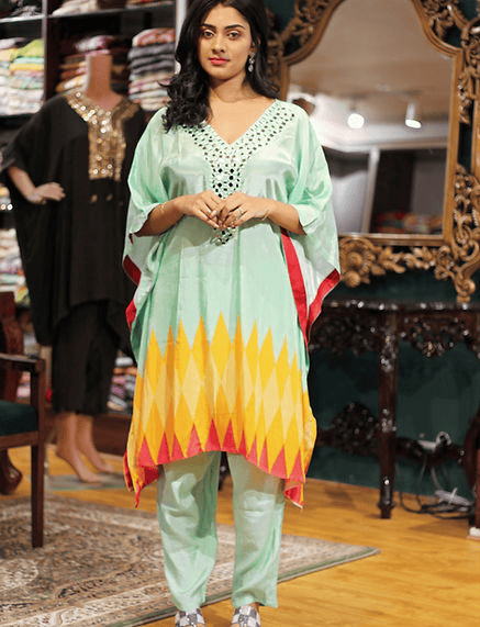 Where to Buy Trendy Indo-Western Dresses for Ladies in Bangalore?