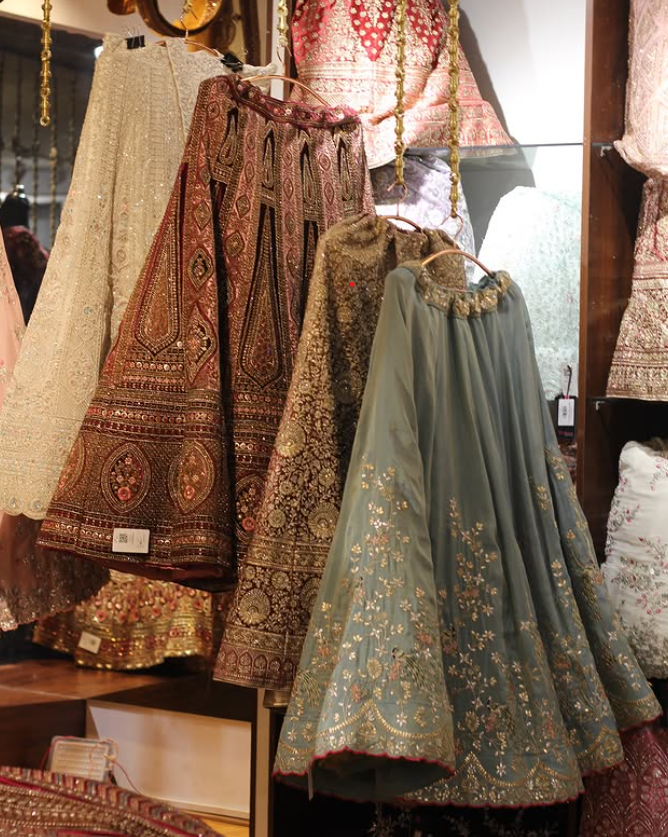 Custom Bridal Lehenga Designers Near Kalyan Nagar